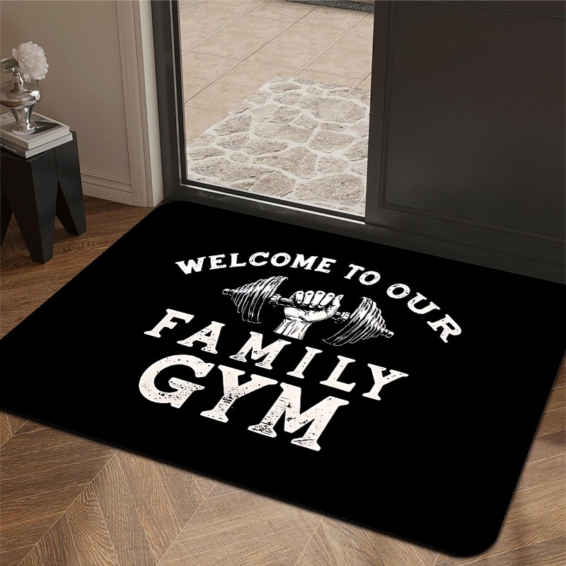 Home Gym Interior Design - سجادة مطبوعة عليها شعار Family Gym