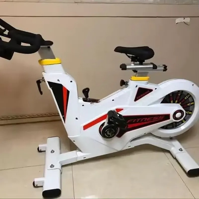 دراجة تمارين داخلية تجارية بنظ - مراجعة Home Gym Bike وسعره