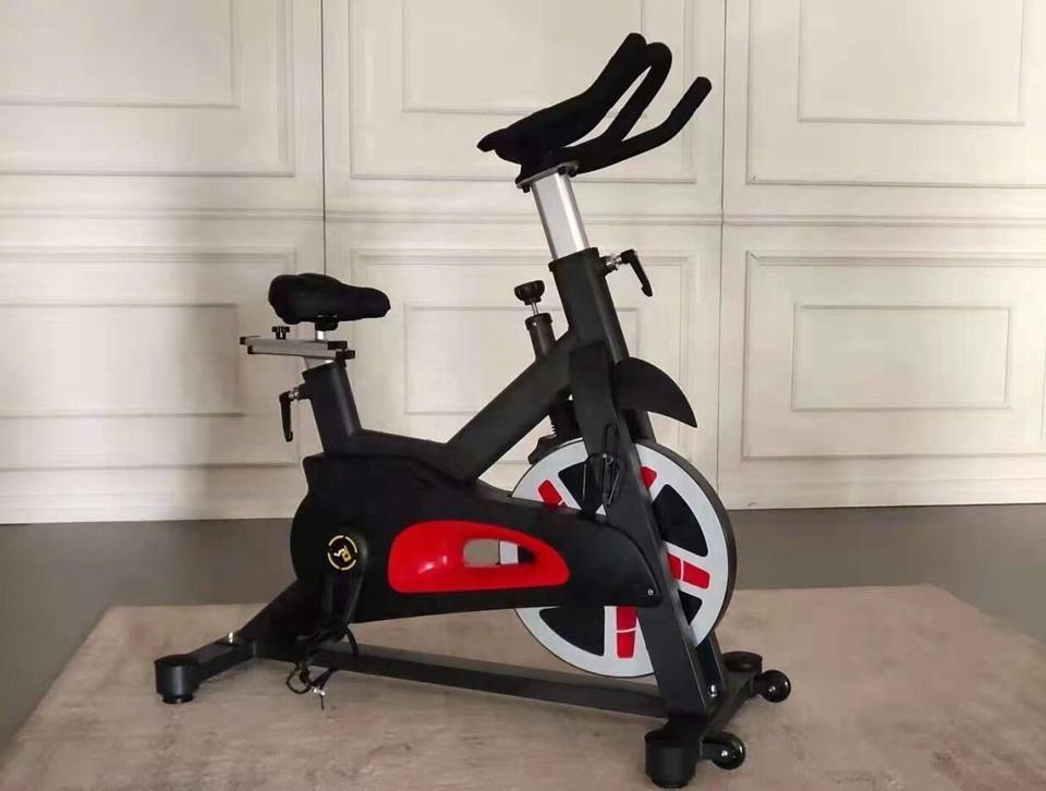 دراجة هوائية رياضية تجارية للص - مراجعة Home Gym Bike وسعره